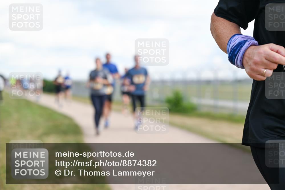 14.09.2025 - Airport Race Dr. Thomas Lammeyer http://msf.ph/oto/8874382 14.09.2025 12:19:06 Laufen  meine-sportfotos.de