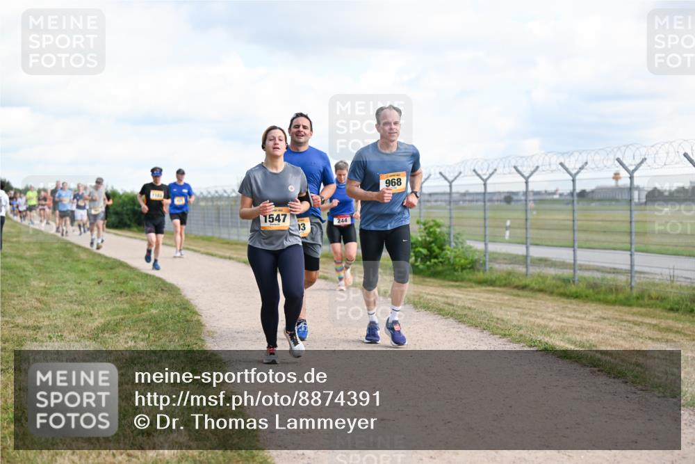 14.09.2025 - Airport Race Dr. Thomas Lammeyer http://msf.ph/oto/8874391 14.09.2025 12:19:07 Laufen 1547, 244, 13, 968 meine-sportfotos.de