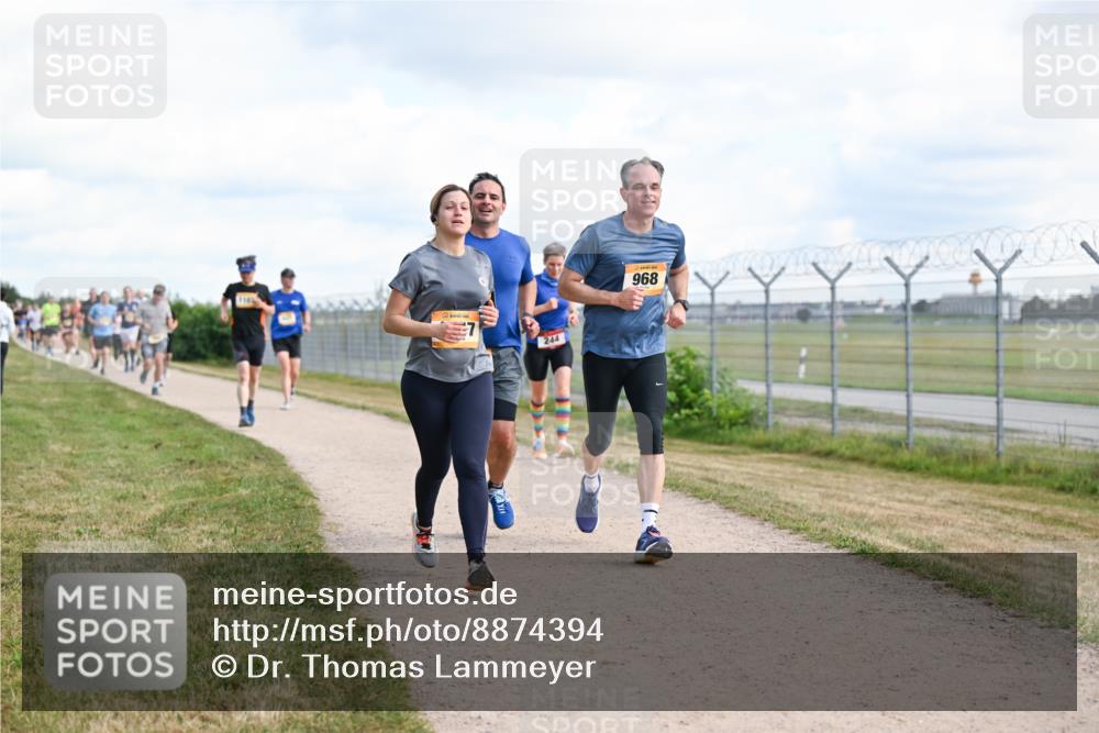 14.09.2025 - Airport Race Dr. Thomas Lammeyer http://msf.ph/oto/8874394 14.09.2025 12:19:07 Laufen 244, 968 meine-sportfotos.de