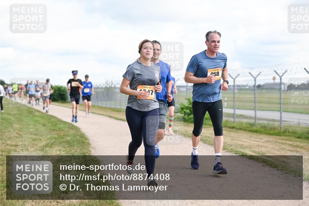 14.09.2025 - Airport Race Dr. Thomas Lammeyer http://msf.ph/oto/8874408 14.09.2025 12:19:07 Laufen 47, 58 meine-sportfotos.de