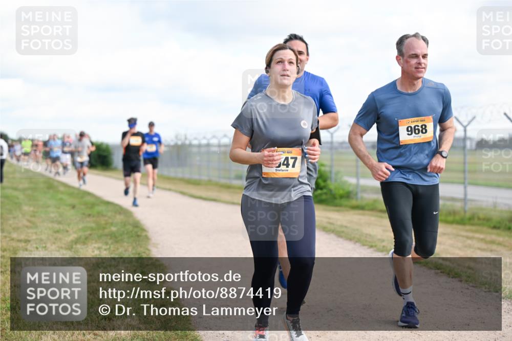 14.09.2025 - Airport Race Dr. Thomas Lammeyer http://msf.ph/oto/8874419 14.09.2025 12:19:08 Laufen 47, 968 meine-sportfotos.de