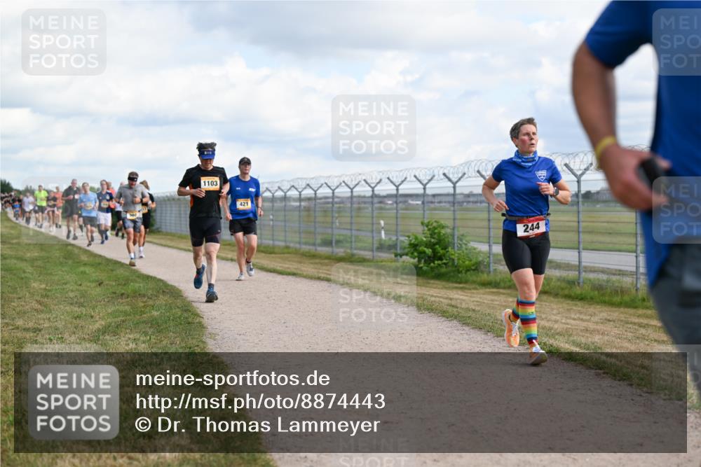 14.09.2025 - Airport Race Dr. Thomas Lammeyer http://msf.ph/oto/8874443 14.09.2025 12:19:09 Laufen 1103, 421, 244 meine-sportfotos.de