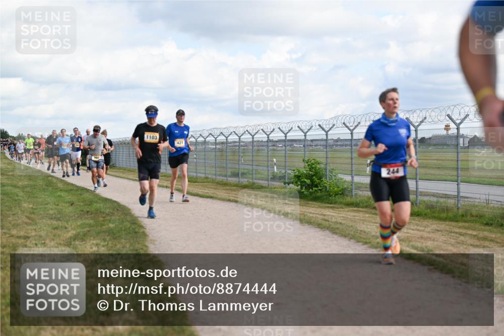14.09.2025 - Airport Race Dr. Thomas Lammeyer http://msf.ph/oto/8874444 14.09.2025 12:19:09 Laufen 1103, 421, 244 meine-sportfotos.de