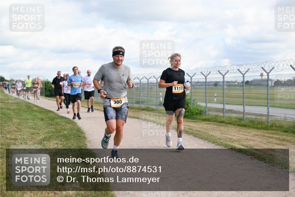 14.09.2025 - Airport Race Dr. Thomas Lammeyer http://msf.ph/oto/8874531 14.09.2025 12:19:15 Laufen 1634, 935, 300, 1117 meine-sportfotos.de