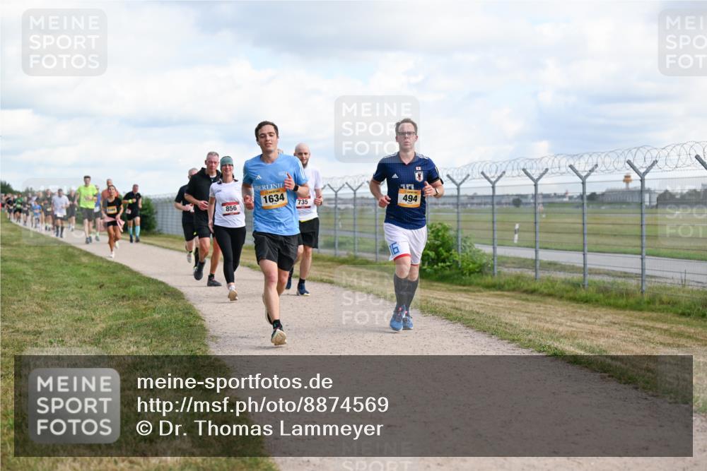 14.09.2025 - Airport Race Dr. Thomas Lammeyer http://msf.ph/oto/8874569 14.09.2025 12:19:18 Laufen 856, 1634, 735, 494 meine-sportfotos.de