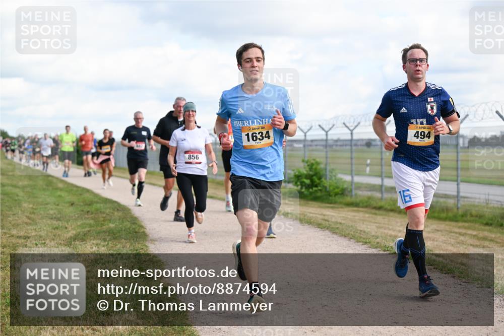14.09.2025 - Airport Race Dr. Thomas Lammeyer http://msf.ph/oto/8874594 14.09.2025 12:19:19 Laufen 856, 1634, 494, 16 meine-sportfotos.de