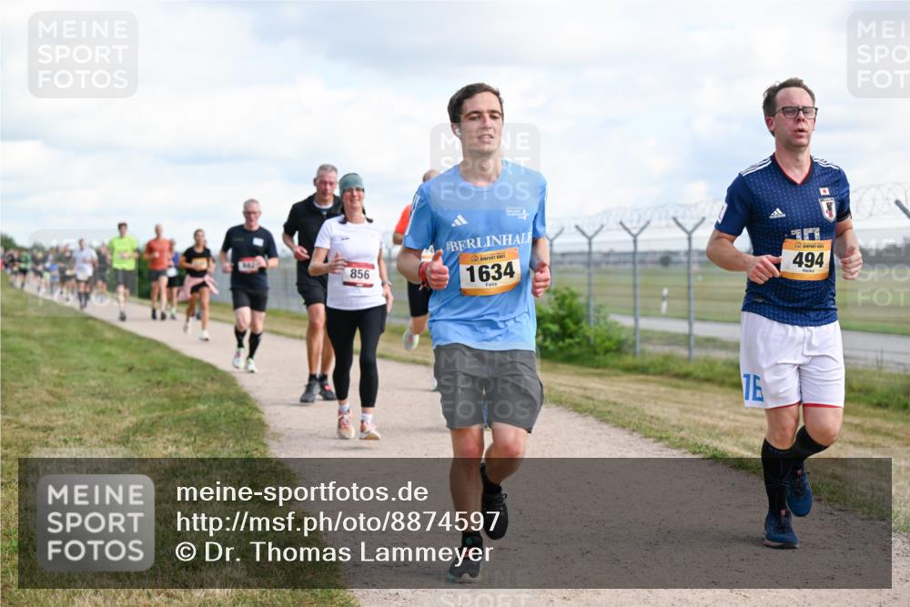 14.09.2025 - Airport Race Dr. Thomas Lammeyer http://msf.ph/oto/8874597 14.09.2025 12:19:19 Laufen 856, 1634, 494, 76 meine-sportfotos.de
