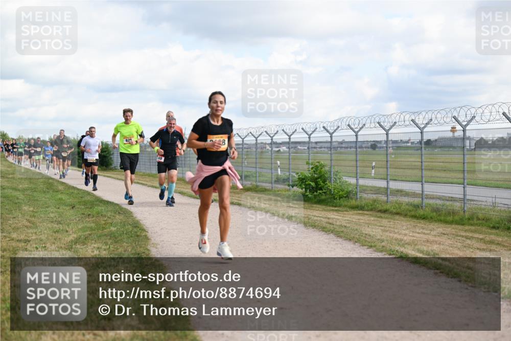 14.09.2025 - Airport Race Dr. Thomas Lammeyer http://msf.ph/oto/8874694 14.09.2025 12:19:25 Laufen 625, 8 meine-sportfotos.de