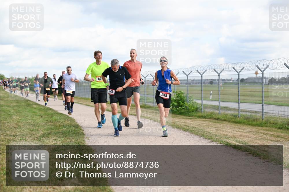 14.09.2025 - Airport Race Dr. Thomas Lammeyer http://msf.ph/oto/8874736 14.09.2025 12:19:27 Laufen 625, 249, 248 meine-sportfotos.de