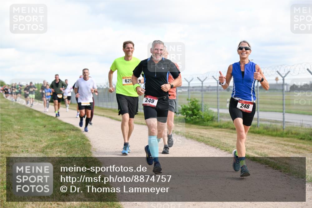 14.09.2025 - Airport Race Dr. Thomas Lammeyer http://msf.ph/oto/8874757 14.09.2025 12:19:28 Laufen 625, 249, 248 meine-sportfotos.de