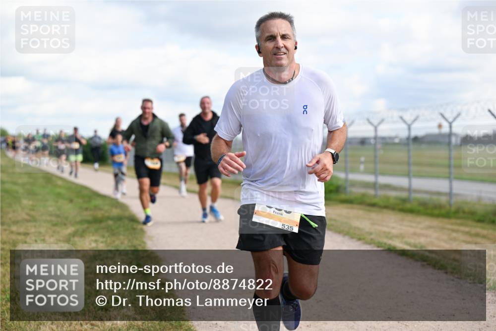 14.09.2025 - Airport Race Dr. Thomas Lammeyer http://msf.ph/oto/8874822 14.09.2025 12:19:32 Laufen 535 meine-sportfotos.de