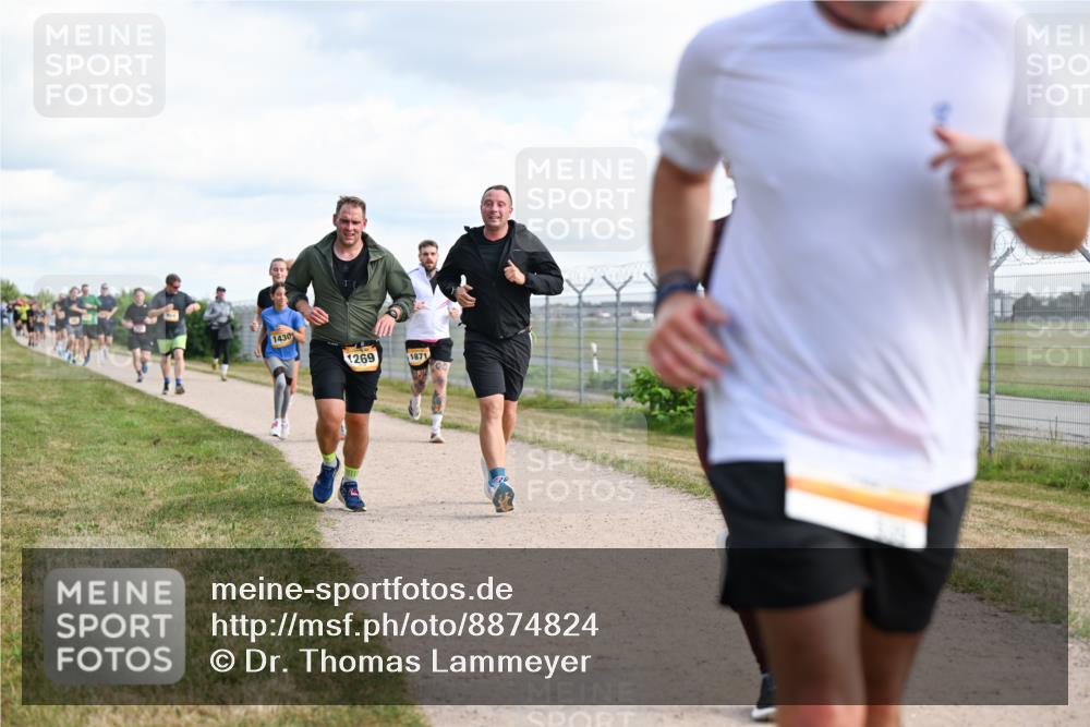 14.09.2025 - Airport Race Dr. Thomas Lammeyer http://msf.ph/oto/8874824 14.09.2025 12:19:33 Laufen 1430, 1269, 1871 meine-sportfotos.de