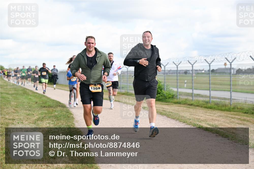 14.09.2025 - Airport Race Dr. Thomas Lammeyer http://msf.ph/oto/8874846 14.09.2025 12:19:34 Laufen 1430, 1871, 1269, 123 meine-sportfotos.de