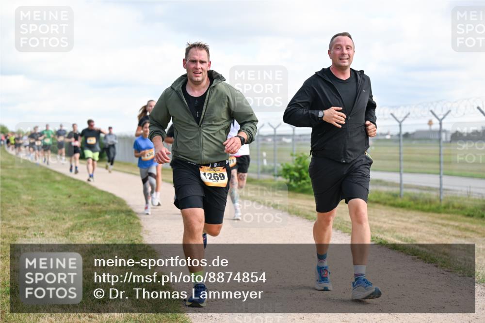 14.09.2025 - Airport Race Dr. Thomas Lammeyer http://msf.ph/oto/8874854 14.09.2025 12:19:35 Laufen 269 meine-sportfotos.de