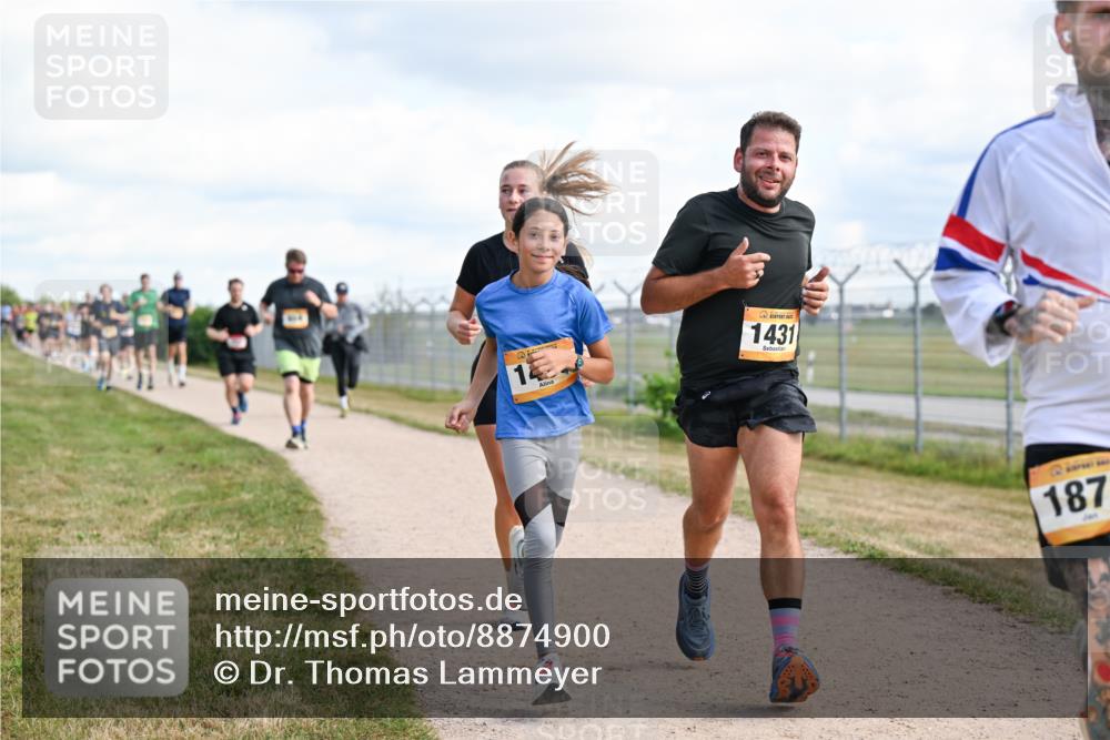 14.09.2025 - Airport Race Dr. Thomas Lammeyer http://msf.ph/oto/8874900 14.09.2025 12:19:37 Laufen 14, 1431, 187 meine-sportfotos.de