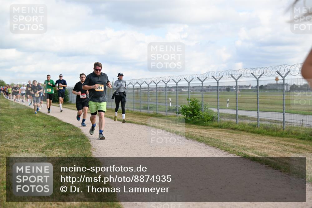 14.09.2025 - Airport Race Dr. Thomas Lammeyer http://msf.ph/oto/8874935 14.09.2025 12:19:39 Laufen 423, 752, 554 meine-sportfotos.de