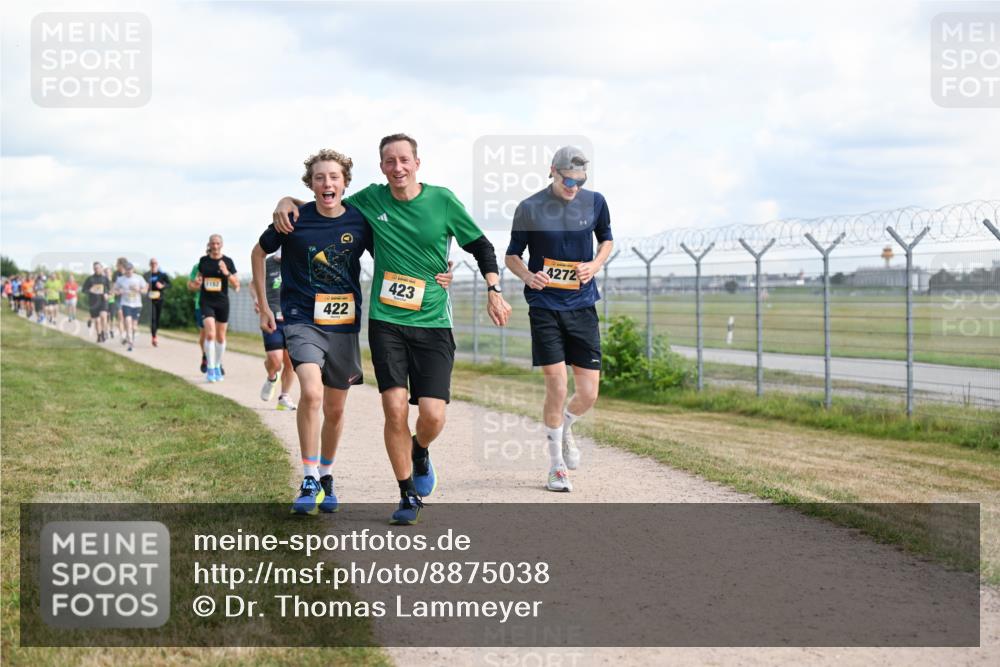 14.09.2025 - Airport Race Dr. Thomas Lammeyer http://msf.ph/oto/8875038 14.09.2025 12:19:46 Laufen 422, 423, 4272 meine-sportfotos.de