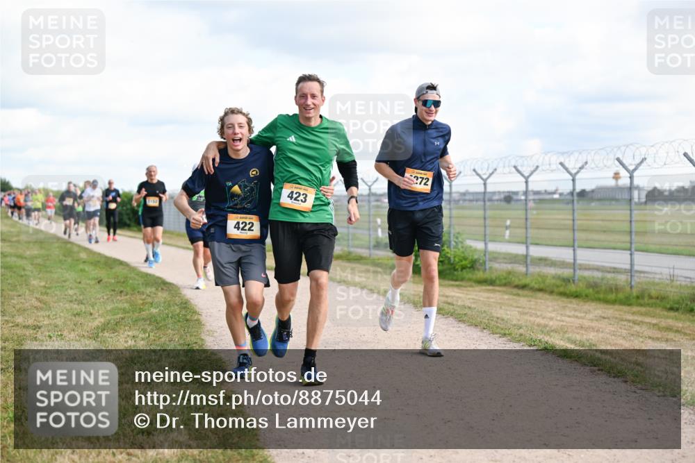 14.09.2025 - Airport Race Dr. Thomas Lammeyer http://msf.ph/oto/8875044 14.09.2025 12:19:47 Laufen 422, 423, 272 meine-sportfotos.de
