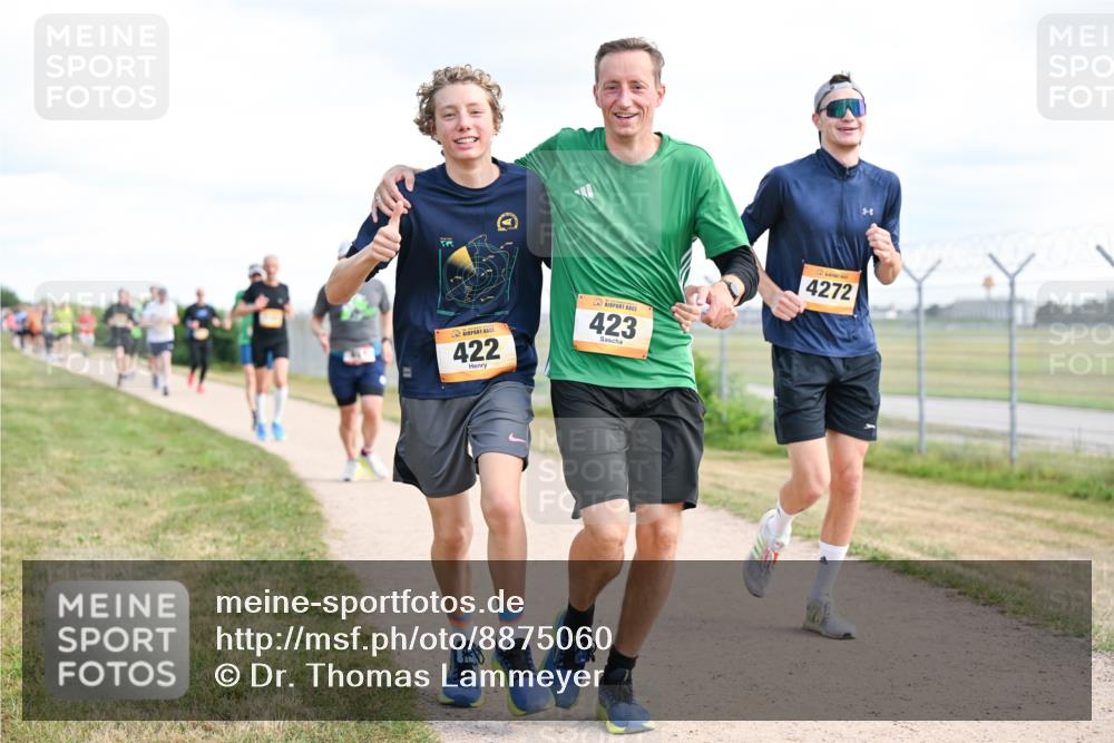 14.09.2025 - Airport Race Dr. Thomas Lammeyer http://msf.ph/oto/8875060 14.09.2025 12:19:47 Laufen 422, 423, 4272 meine-sportfotos.de