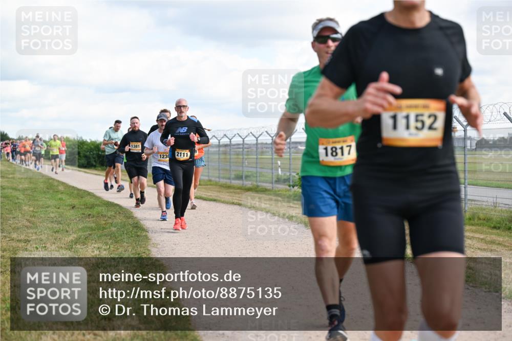 14.09.2025 - Airport Race Dr. Thomas Lammeyer http://msf.ph/oto/8875135 14.09.2025 12:19:54 Laufen 1381, 1230, 2111, 1817, 1152 meine-sportfotos.de