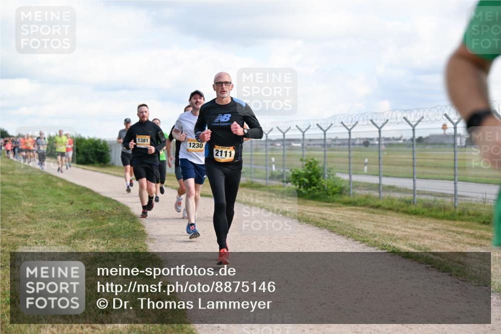 14.09.2025 - Airport Race Dr. Thomas Lammeyer http://msf.ph/oto/8875146 14.09.2025 12:19:55 Laufen 1381, 1230, 2111 meine-sportfotos.de
