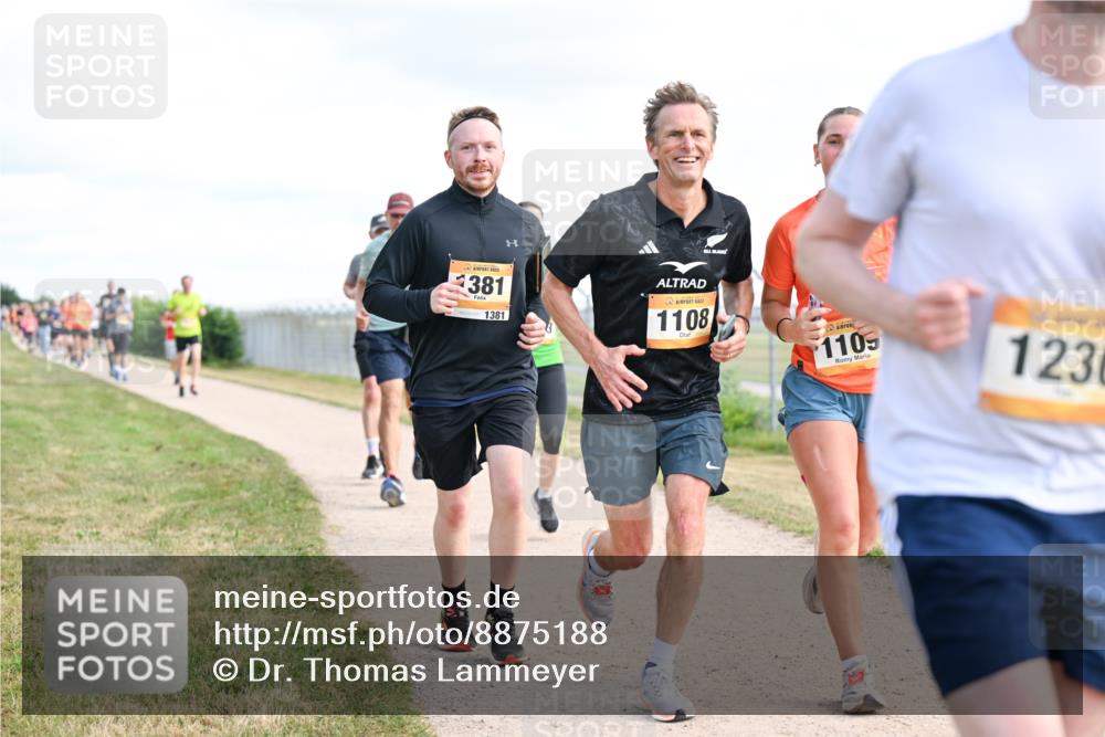 14.09.2025 - Airport Race Dr. Thomas Lammeyer http://msf.ph/oto/8875188 14.09.2025 12:19:58 Laufen 1381, 1381, 1108, 1109, 1230 meine-sportfotos.de