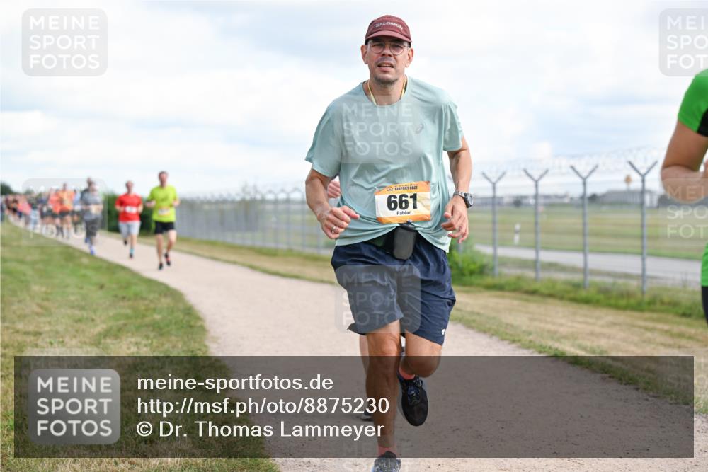 14.09.2025 - Airport Race Dr. Thomas Lammeyer http://msf.ph/oto/8875230 14.09.2025 12:20:00 Laufen 661 meine-sportfotos.de