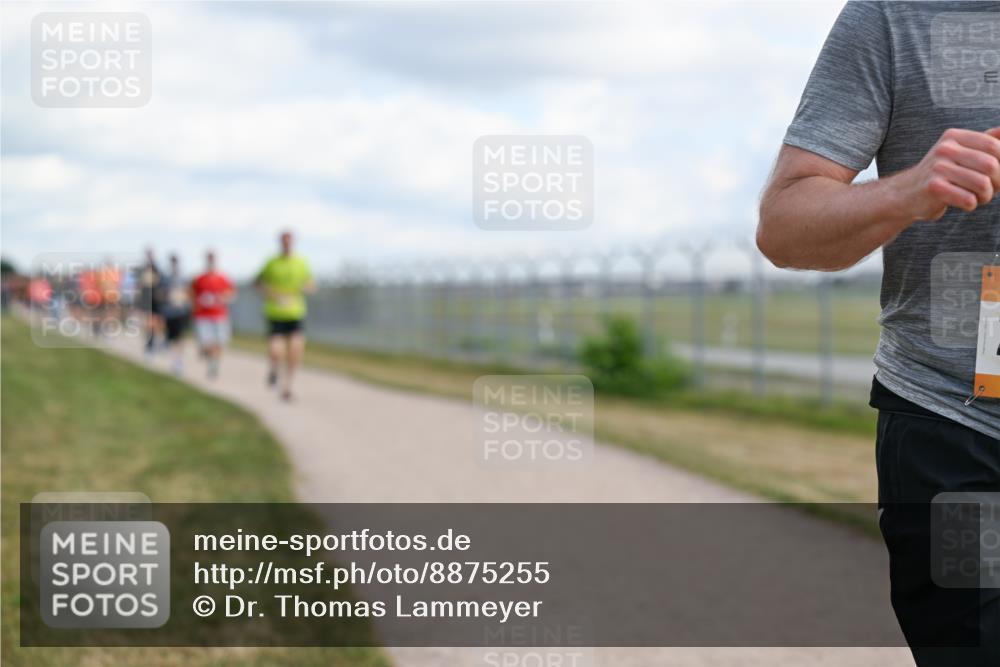 14.09.2025 - Airport Race Dr. Thomas Lammeyer http://msf.ph/oto/8875255 14.09.2025 12:20:02 Laufen  meine-sportfotos.de