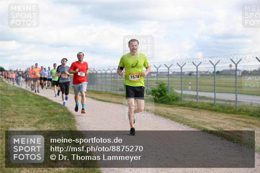 14.09.2025 - Airport Race Dr. Thomas Lammeyer http://msf.ph/oto/8875270 14.09.2025 12:20:05 Laufen 82, 1578 meine-sportfotos.de