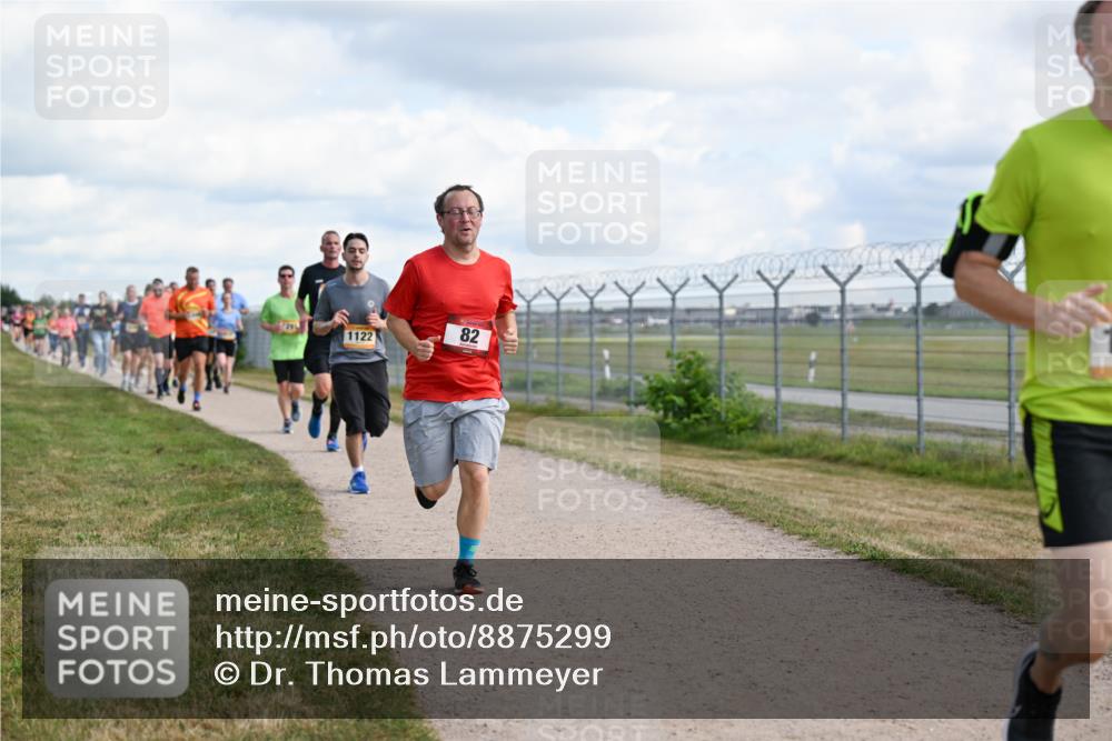 14.09.2025 - Airport Race Dr. Thomas Lammeyer http://msf.ph/oto/8875299 14.09.2025 12:20:07 Laufen 82, 1122 meine-sportfotos.de