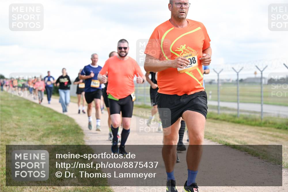 14.09.2025 - Airport Race Dr. Thomas Lammeyer http://msf.ph/oto/8875437 14.09.2025 12:20:16 Laufen 98 meine-sportfotos.de