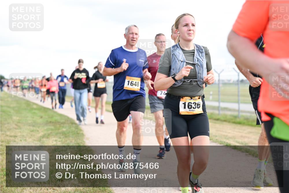 14.09.2025 - Airport Race Dr. Thomas Lammeyer http://msf.ph/oto/8875466 14.09.2025 12:20:18 Laufen 1648, 74, 1636 meine-sportfotos.de