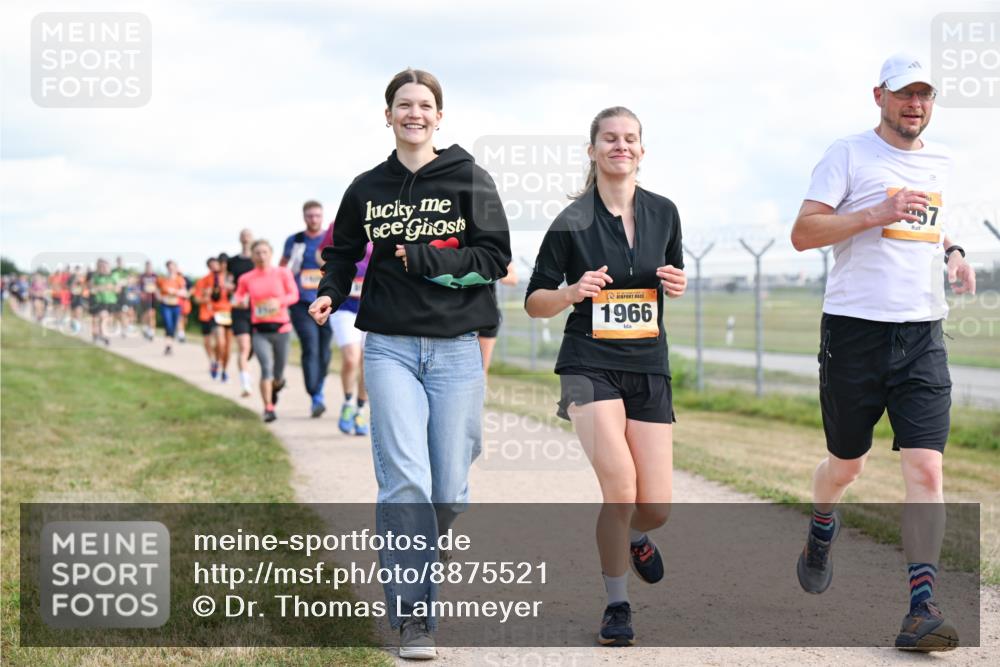 14.09.2025 - Airport Race Dr. Thomas Lammeyer http://msf.ph/oto/8875521 14.09.2025 12:20:21 Laufen 1966 meine-sportfotos.de