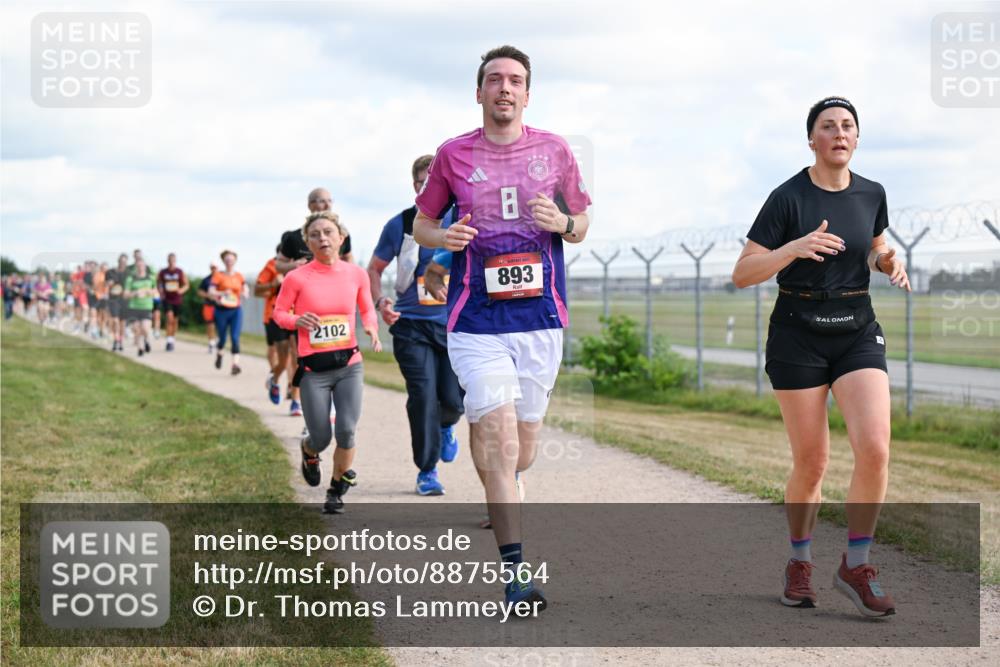 14.09.2025 - Airport Race Dr. Thomas Lammeyer http://msf.ph/oto/8875564 14.09.2025 12:20:24 Laufen 2102, 893 meine-sportfotos.de