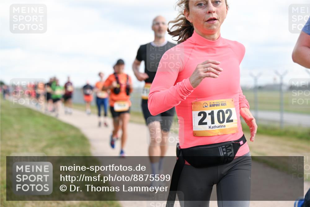 14.09.2025 - Airport Race Dr. Thomas Lammeyer http://msf.ph/oto/8875599 14.09.2025 12:20:26 Laufen 42, 2102 meine-sportfotos.de