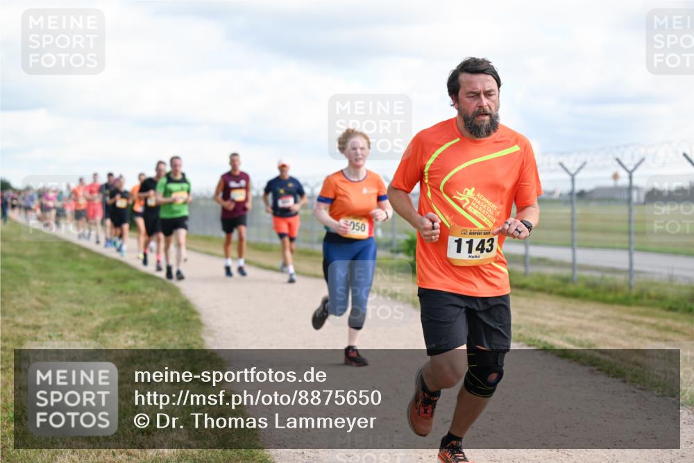 14.09.2025 - Airport Race Dr. Thomas Lammeyer http://msf.ph/oto/8875650 14.09.2025 12:20:29 Laufen 50, 1143 meine-sportfotos.de