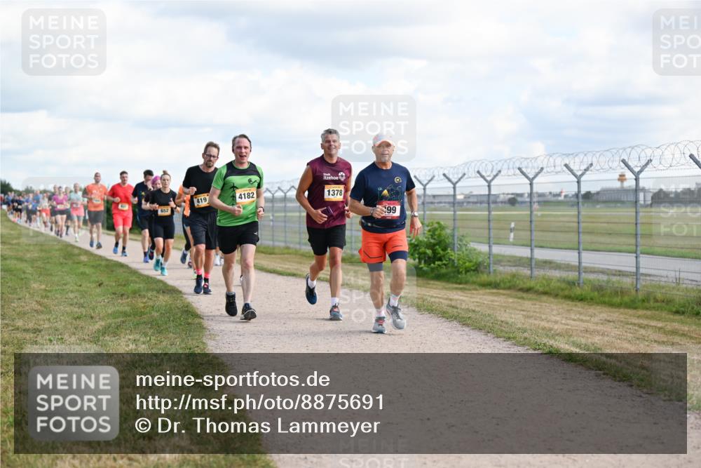 14.09.2025 - Airport Race Dr. Thomas Lammeyer http://msf.ph/oto/8875691 14.09.2025 12:20:31 Laufen 419, 4182, 652, 1378, 99 meine-sportfotos.de