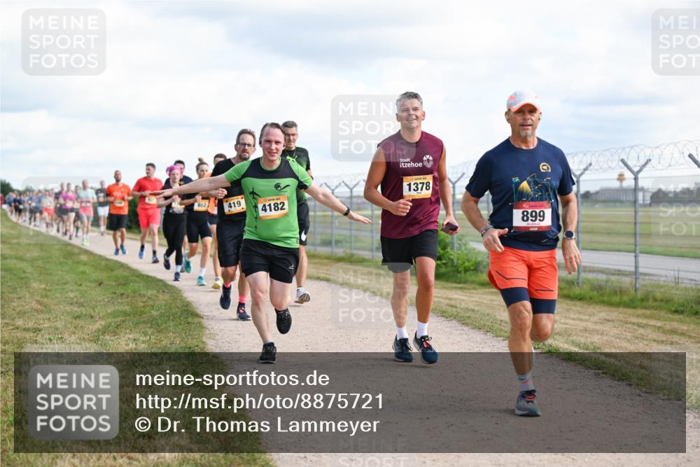 14.09.2025 - Airport Race Dr. Thomas Lammeyer http://msf.ph/oto/8875721 14.09.2025 12:20:33 Laufen 652, 419, 4182, 1378, 899 meine-sportfotos.de