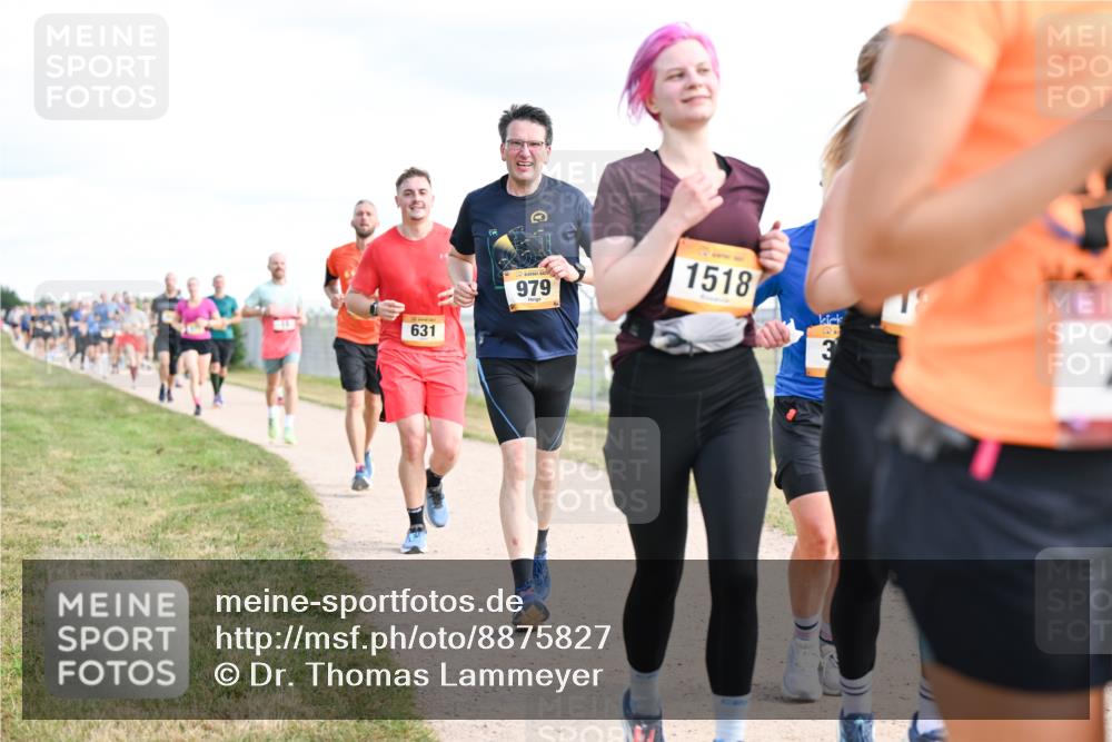 14.09.2025 - Airport Race Dr. Thomas Lammeyer http://msf.ph/oto/8875827 14.09.2025 12:20:38 Laufen 631, 979, 1518, 3 meine-sportfotos.de