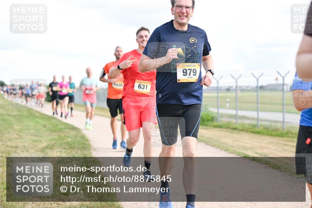 14.09.2025 - Airport Race Dr. Thomas Lammeyer http://msf.ph/oto/8875845 14.09.2025 12:20:39 Laufen 1400, 631, 979 meine-sportfotos.de