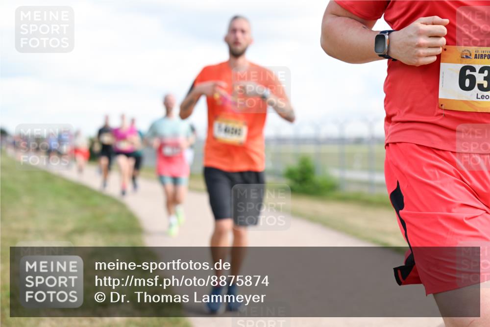 14.09.2025 - Airport Race Dr. Thomas Lammeyer http://msf.ph/oto/8875874 14.09.2025 12:20:41 Laufen 42, 63 meine-sportfotos.de