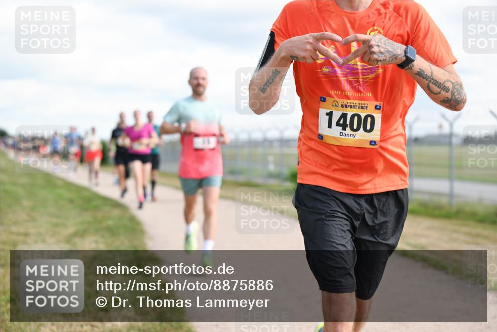 14.09.2025 - Airport Race Dr. Thomas Lammeyer http://msf.ph/oto/8875886 14.09.2025 12:20:42 Laufen 42, 1400 meine-sportfotos.de