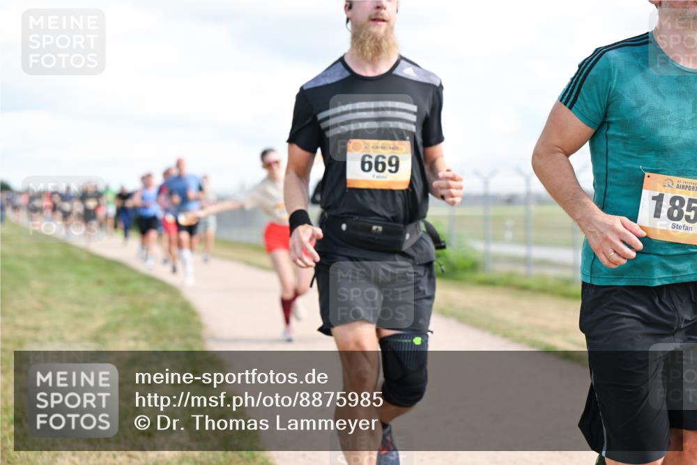 14.09.2025 - Airport Race Dr. Thomas Lammeyer http://msf.ph/oto/8875985 14.09.2025 12:20:47 Laufen 669, 42, 185 meine-sportfotos.de