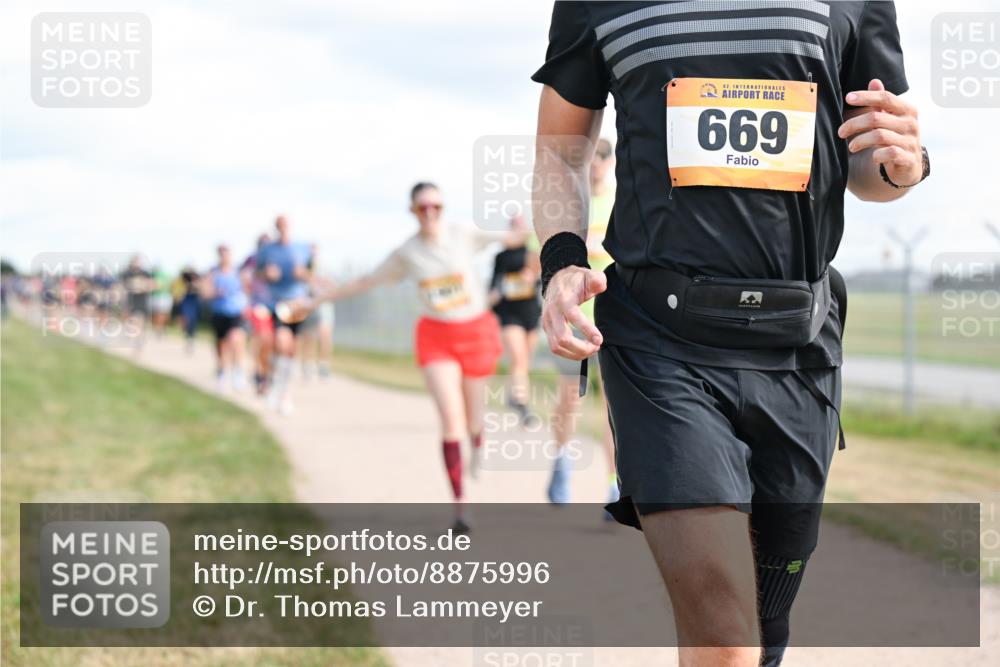 14.09.2025 - Airport Race Dr. Thomas Lammeyer http://msf.ph/oto/8875996 14.09.2025 12:20:48 Laufen 42, 669 meine-sportfotos.de