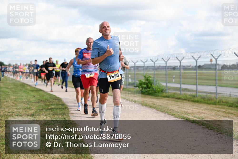 14.09.2025 - Airport Race Dr. Thomas Lammeyer http://msf.ph/oto/8876055 14.09.2025 12:20:51 Laufen 4209, 1695 meine-sportfotos.de