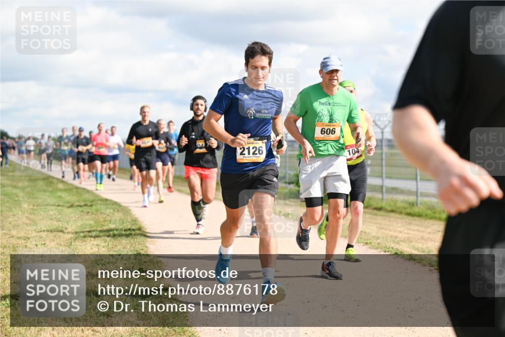 14.09.2025 - Airport Race Dr. Thomas Lammeyer http://msf.ph/oto/8876178 14.09.2025 12:20:59 Laufen 04, 2126, 606, 104 meine-sportfotos.de