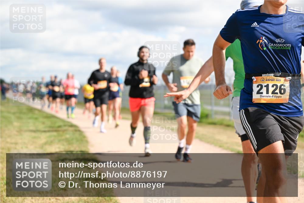 14.09.2025 - Airport Race Dr. Thomas Lammeyer http://msf.ph/oto/8876197 14.09.2025 12:21:00 Laufen 42, 2126 meine-sportfotos.de