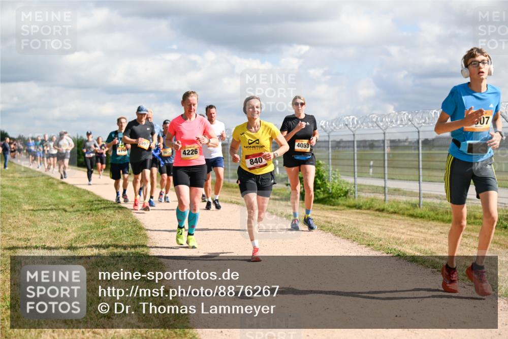 14.09.2025 - Airport Race Dr. Thomas Lammeyer http://msf.ph/oto/8876267 14.09.2025 12:21:05 Laufen 59, 4110, 165, 4226, 10, 840, 4053, 307 meine-sportfotos.de