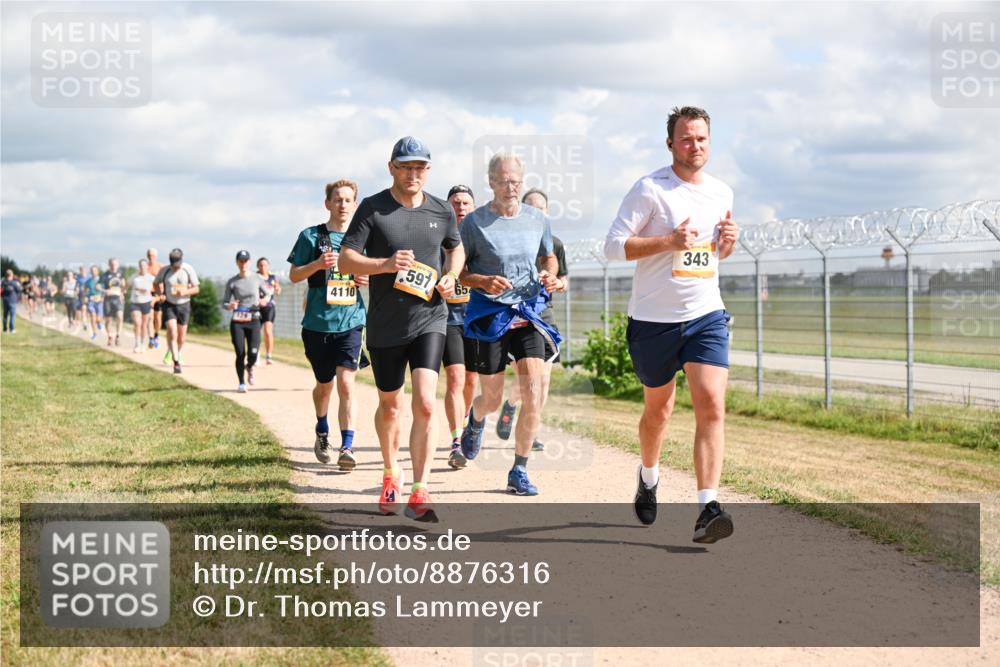 14.09.2025 - Airport Race Dr. Thomas Lammeyer http://msf.ph/oto/8876316 14.09.2025 12:21:08 Laufen 4110, 597, 65, 343 meine-sportfotos.de