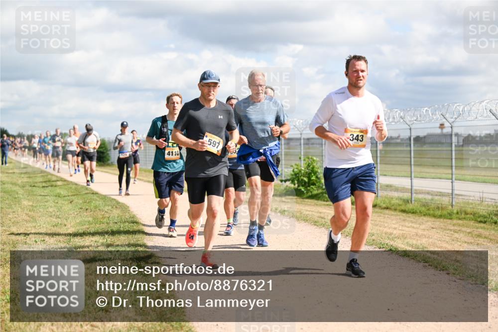 14.09.2025 - Airport Race Dr. Thomas Lammeyer http://msf.ph/oto/8876321 14.09.2025 12:21:08 Laufen 129, 4110, 597, 343 meine-sportfotos.de